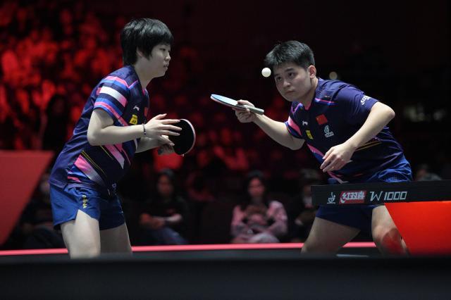 1746114012263080478.jpg (体育)(1)乒乓球——WTT新加坡大满贯:林诗栋_蒯曼晋级决赛XxjpseC007562_20250206_PEPFN0A001.jpg